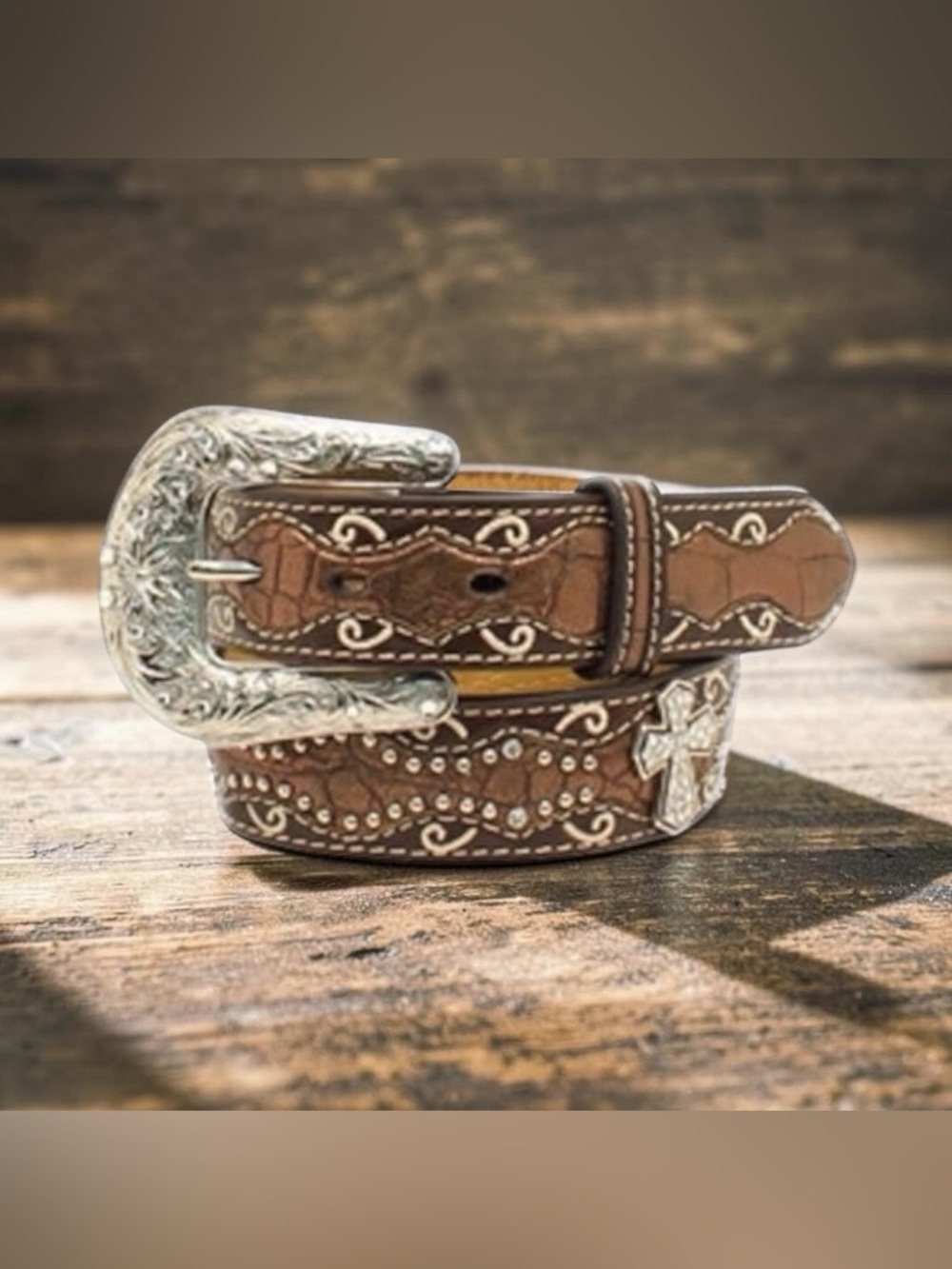 Ariat Girls Western Leather Belt Size 20 Brown Tooled Cross Concho Silver Buckle